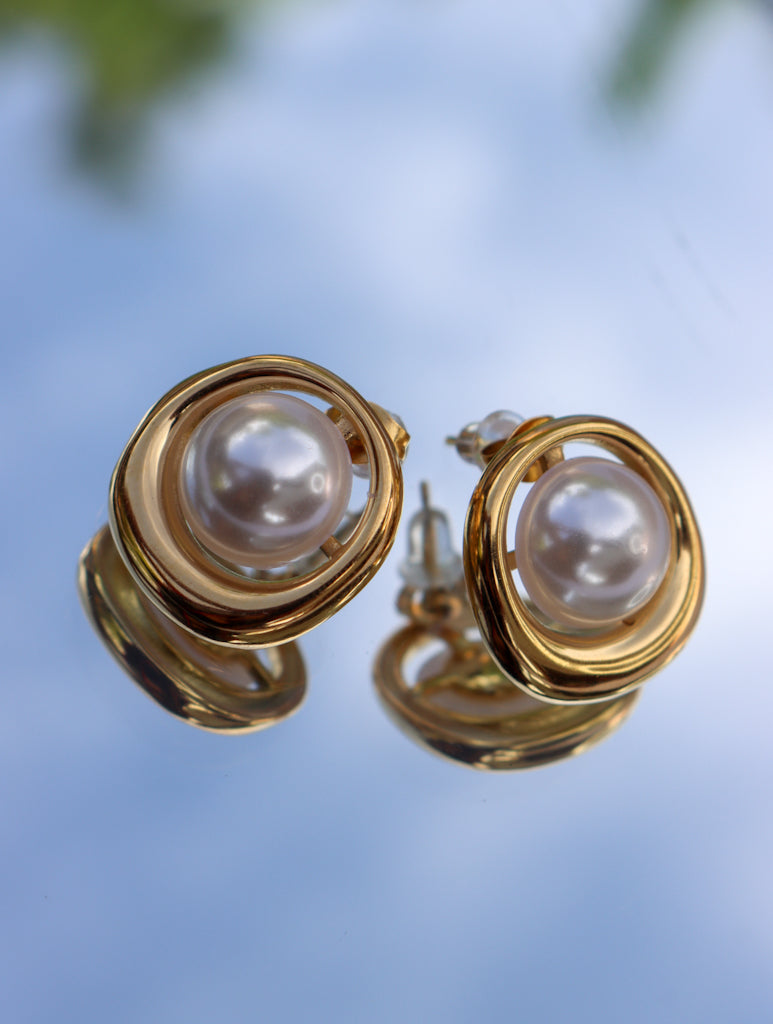 GEM EARRING