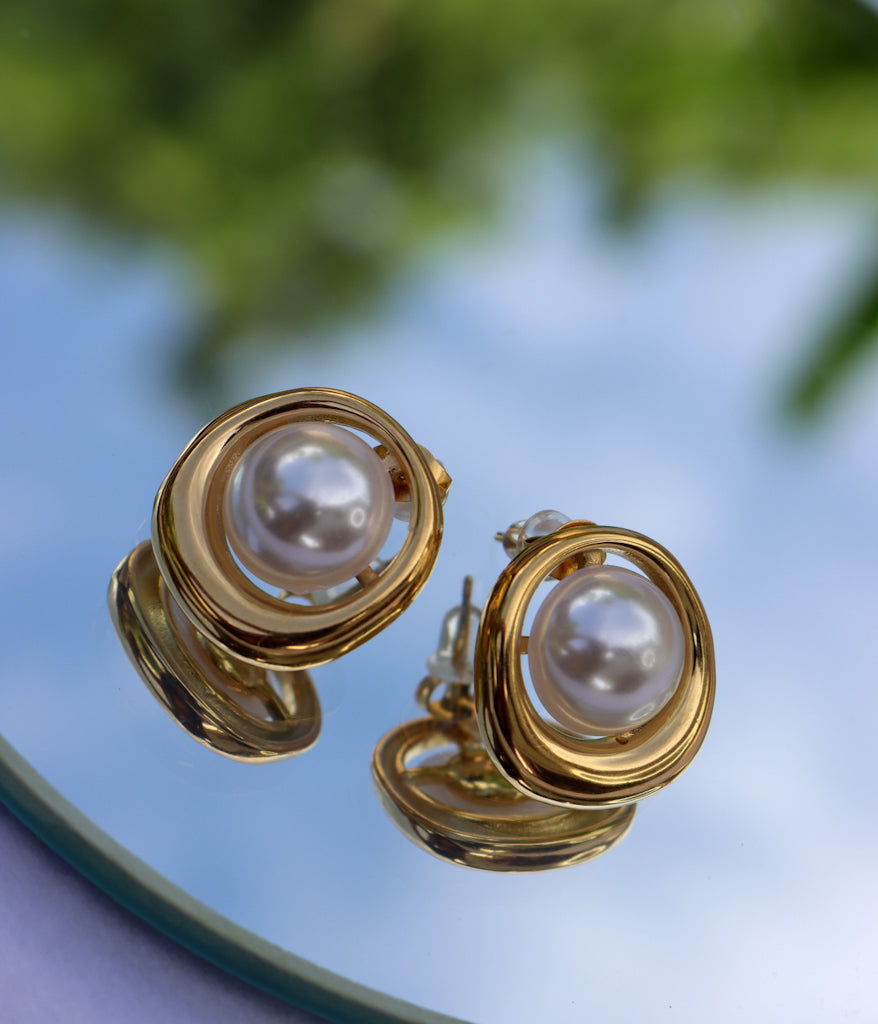 GEM EARRING