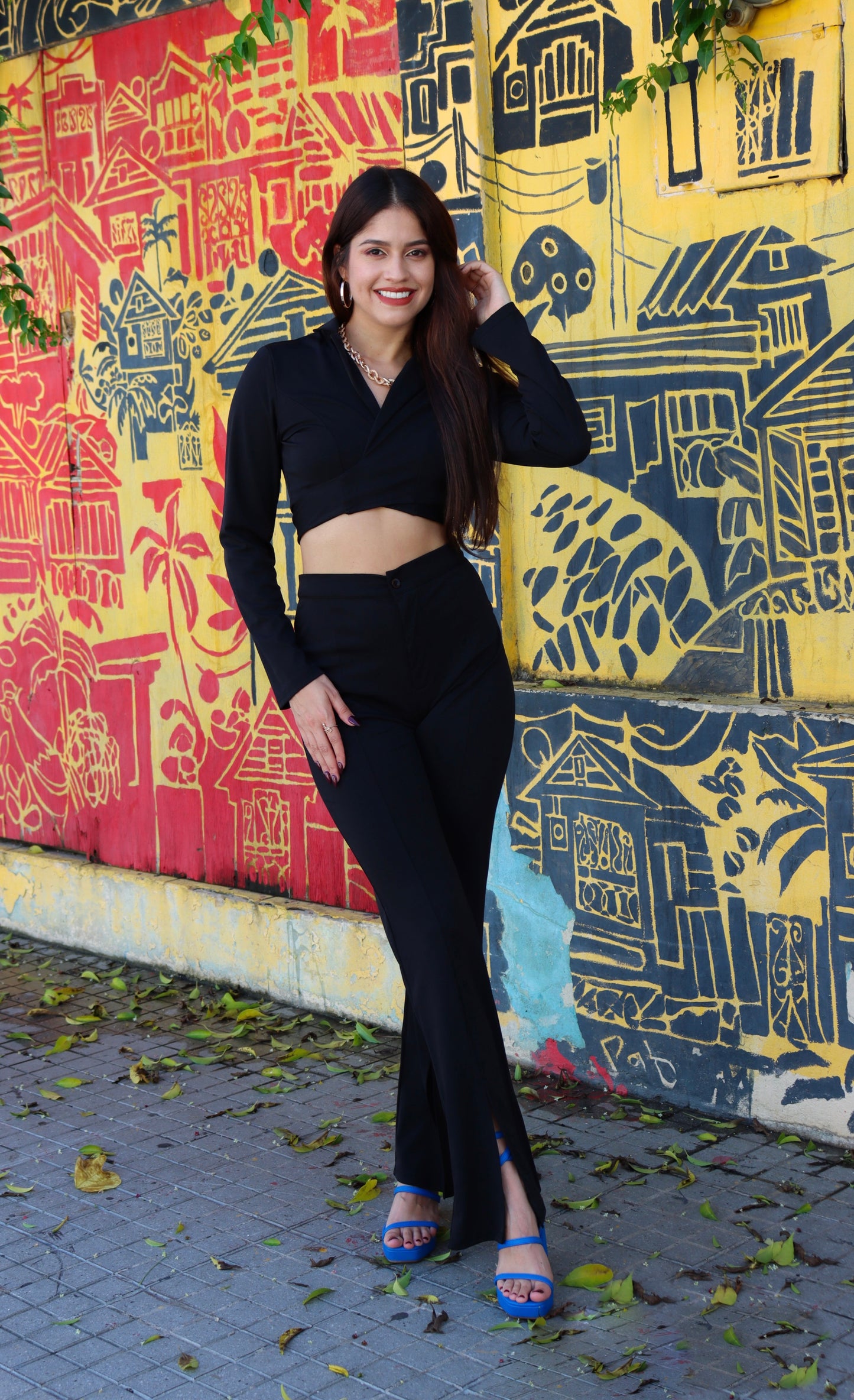 "Mily” Black Sets 