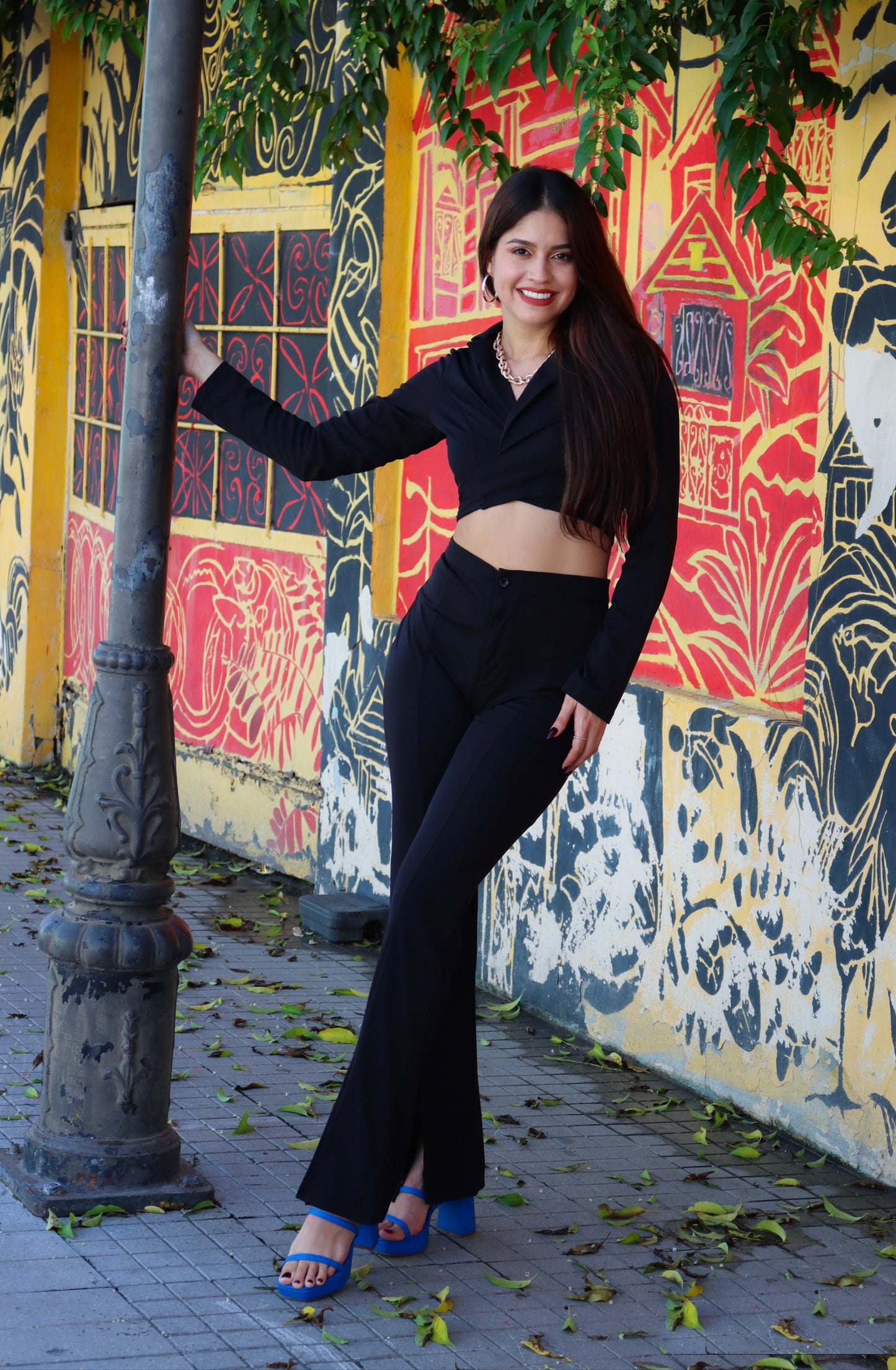 "Mily” Black Sets 