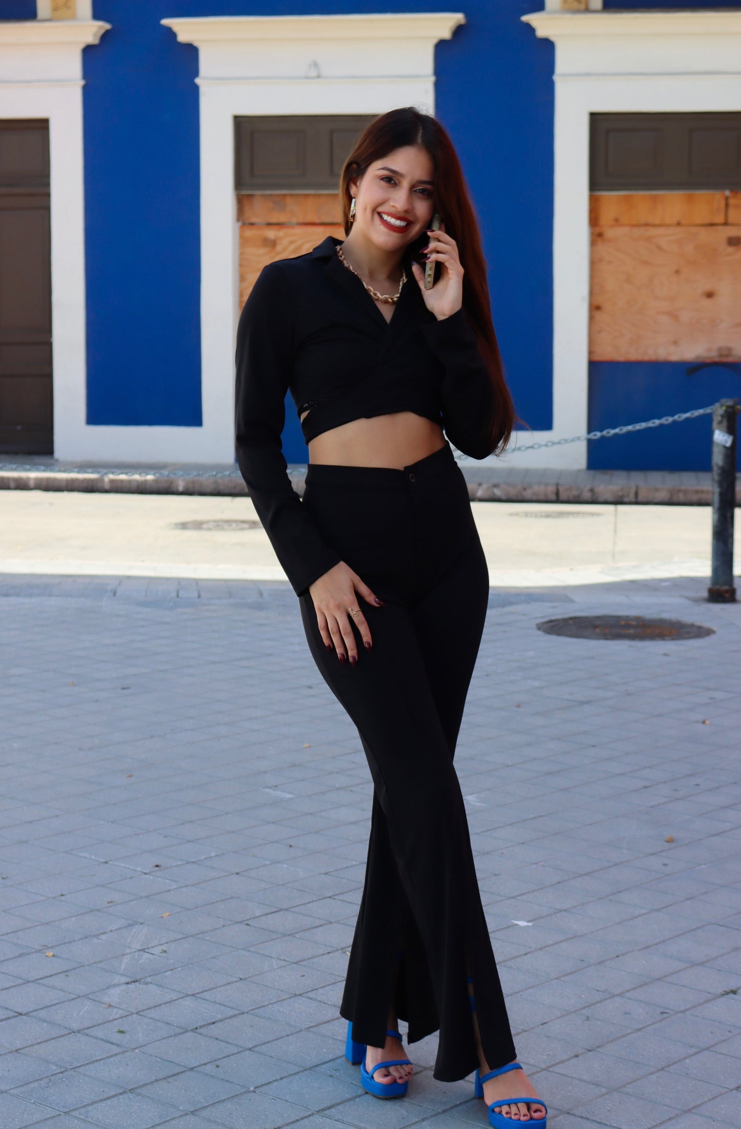 "Mily” Black Sets 